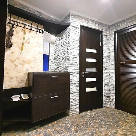 Морська Квартира У Центрі М Полтава Мережа Alexapartments Документи Для Відряджень Цілодобове Безконтактне Заселення 24-7 Экстерьер фото
